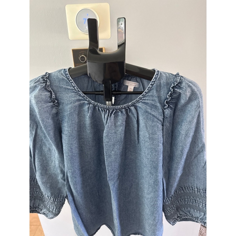 LC Lauren Conrad Women's Long Sleeve Lightweight Blue Denim Blouse Size Medium - Picture 2 of 10